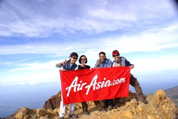 Trekking Mount Rinjani with Air Asia