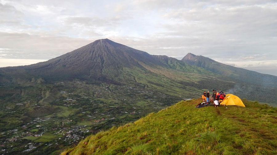 Pergasingan Hill in Sembalun Lawang Mt Rinjani