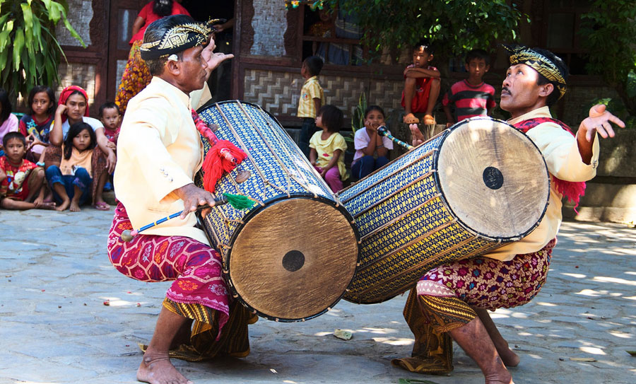 The village of Rambitan/Sade is a traditional village